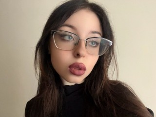 NYMay - Streamate Teen Piercing Tattoo Girl 