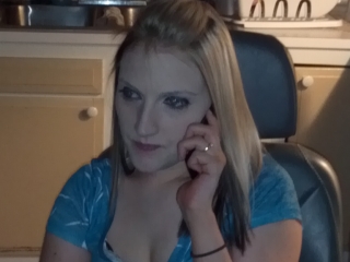 Indexed Webcam Grab of Reneelynn