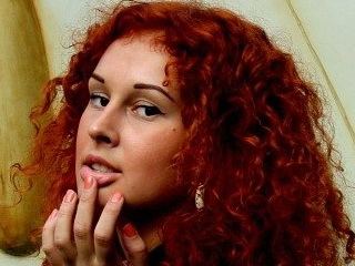 Indexed Webcam Grab of Curlyfoxybabe