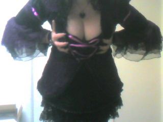 Indexed Webcam Grab of Thevampirevictoria
