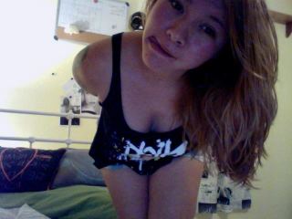 Indexed Webcam Grab of Tattooed_18_asian