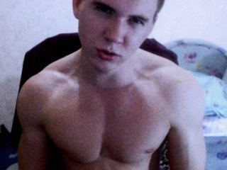 Indexed Webcam Grab of Luckyguy