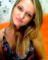 Indexed Webcam Grab of Petite_doll
