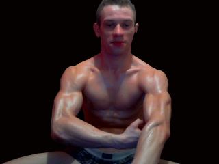 Indexed Webcam Grab of Musclefit02