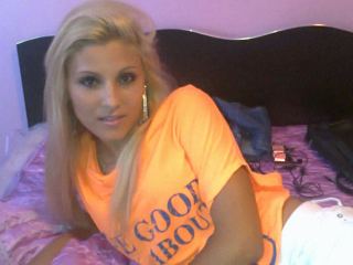 Indexed Webcam Grab of Hotcollegedoll