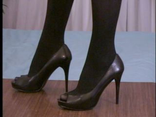 MilaWantFun webcam girl as a performer. Gallery photo 1.