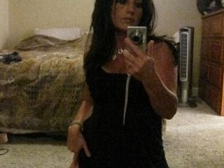 Indexed Webcam Grab of Hot_milf_squirts