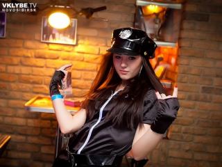 WebCam Men - View the biography of the sexy Roxxy_sexy ! 