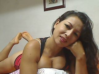 Indexed Webcam Grab of Sexypaolalatin