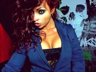 Indexed Webcam Grab of Tragicbeauty