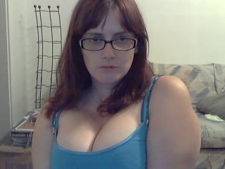 Indexed Webcam Grab of Chesty_larue