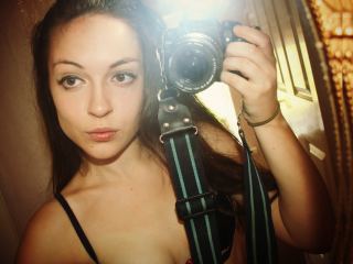Indexed Webcam Grab of Erica_x