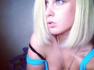 Indexed Webcam Grab of Spicyblond