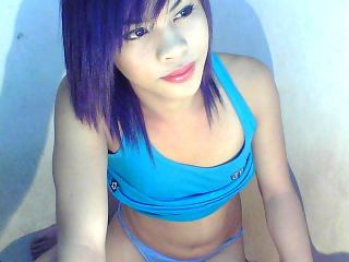 Indexed Webcam Grab of Younghornygoddess