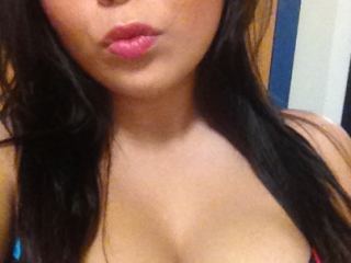 Indexed Webcam Grab of Lipstickqueen