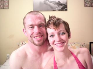 Indexed Webcam Grab of Carmin_mae_and_mike_fox