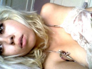 Indexed Webcam Grab of Young_sweet_n_sexy