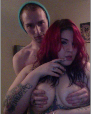 Indexed Webcam Grab of Scarlett_squuirts_on_brad