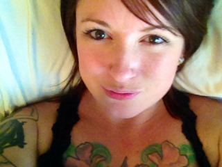 Indexed Webcam Grab of Tattoogirly