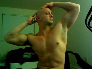 Indexed Webcam Grab of Bi.muscular