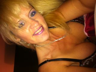DDSPLAYHOUSE webcam girl as a performer. Gallery photo 4.