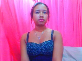 Indexed Webcam Grab of Canela_skirt