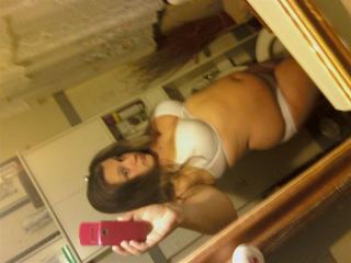Indexed Webcam Grab of Mommystitsxxx