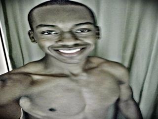 Indexed Webcam Grab of Denisgifted