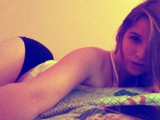 Indexed Webcam Grab of Kitty_faye