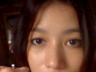 Indexed Webcam Grab of Cute_asian_doll