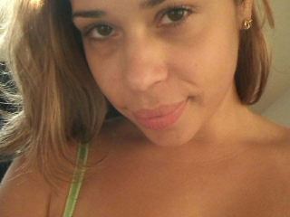 Indexed Webcam Grab of Sexylove15