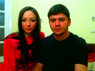 Indexed Webcam Grab of Happy_couples