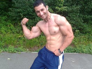 Indexed Webcam Grab of Roddymuscles