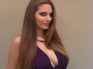 Indexed Webcam Grab of Busty_lady22