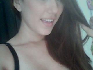 Indexed Webcam Grab of Pretty_star_max