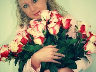 XMadeInHeavenX webcam girl as a performer. Gallery photo 1.