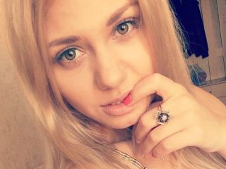 Indexed Webcam Grab of Prettyblond1