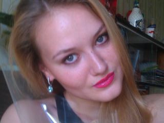 Indexed Webcam Grab of Blonde_seduce