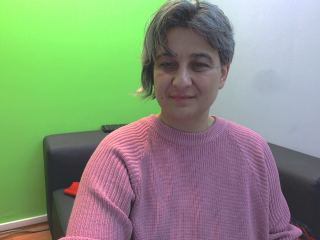 Galiya webcam girl as a performer. Gallery photo 4.
