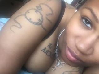 Indexed Webcam Grab of Caramel_tatted_pierced