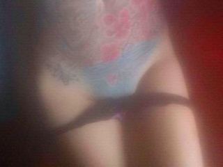 Indexed Webcam Grab of Tattooed_pussy.x