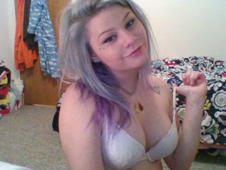 Indexed Webcam Grab of Aprilwhitexo