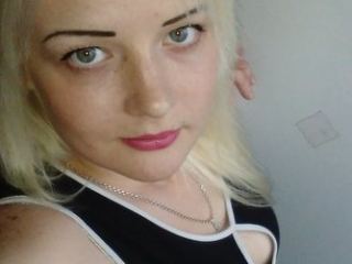 Indexed Webcam Grab of Blondegirl01