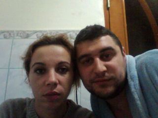 Indexed Webcam Grab of Couple110688