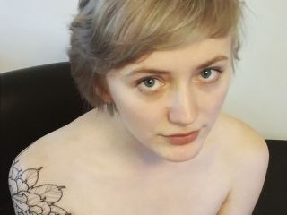 Indexed Webcam Grab of Emmakittyx