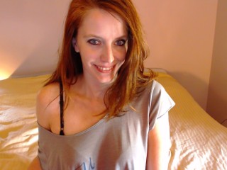 Indexed Webcam Grab of Theredwoman