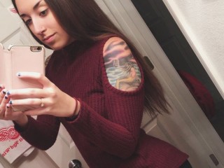Indexed Webcam Grab of Tattoobunny