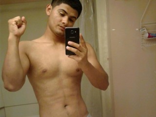 Indexed Webcam Grab of Jeremiah_flores
