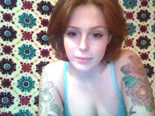 Indexed Webcam Grab of Redseductress