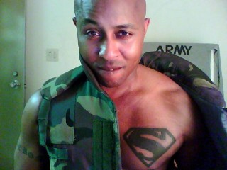 Indexed Webcam Grab of Kenny_thompson